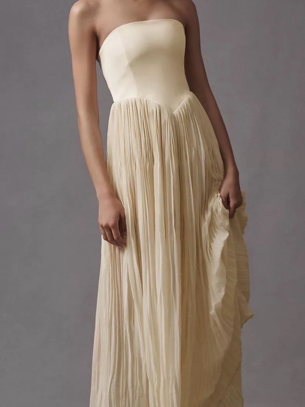 Delfi Collective Lourdes strapless dress